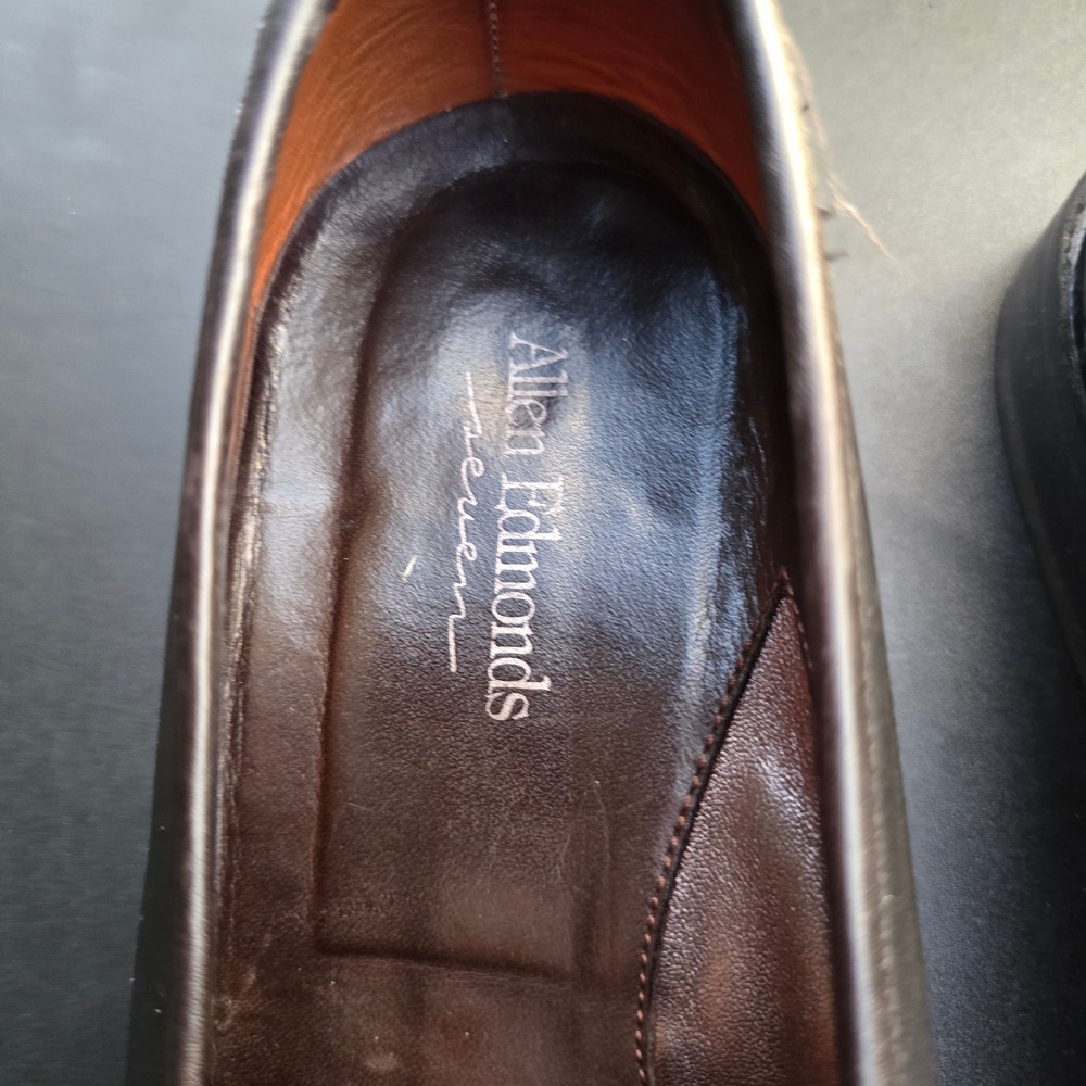 Allen Edmonds Frontino Seven Series Black Leather Square Toe Loafers 11 B Italy - Picture 6 of 10